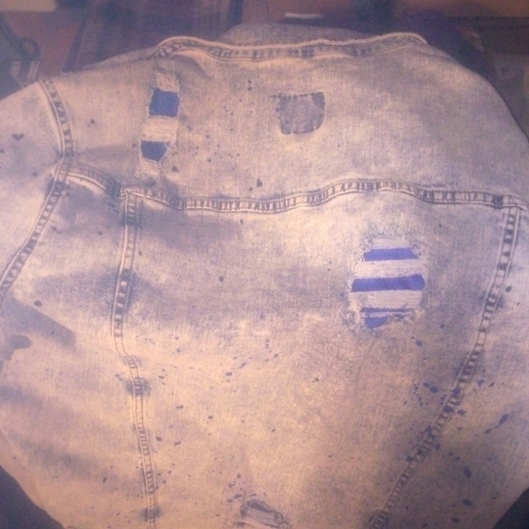 Encrypted Denium Jacket Blue Patches!! Great Condition! - Picture 4 of 4